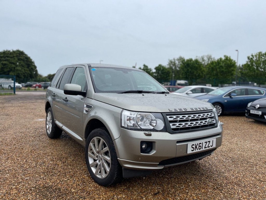 View our LAND ROVER FREELANDER
