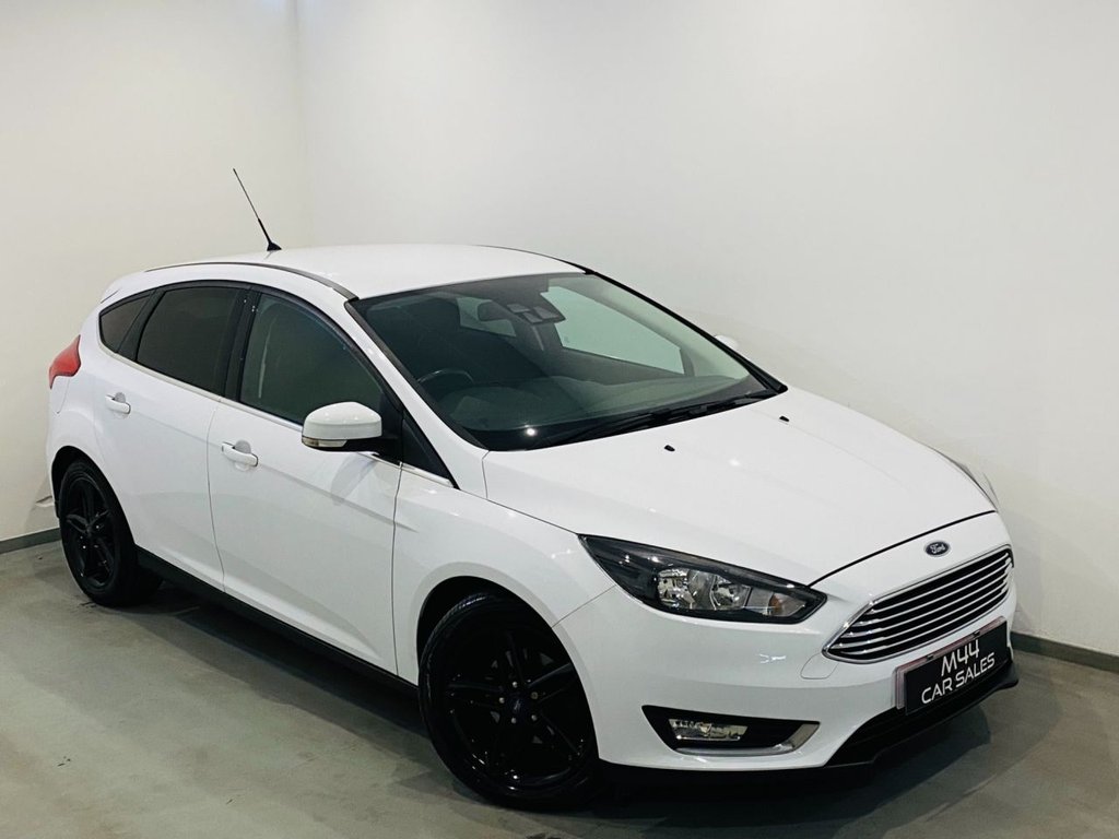 View our FORD FOCUS