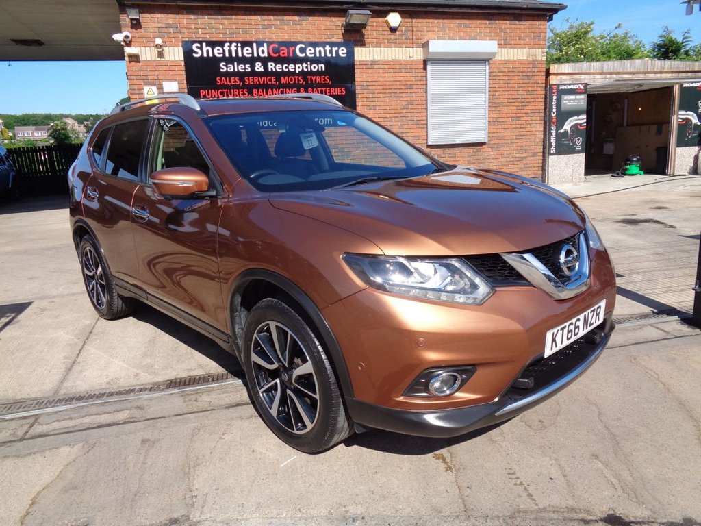View our NISSAN X-TRAIL