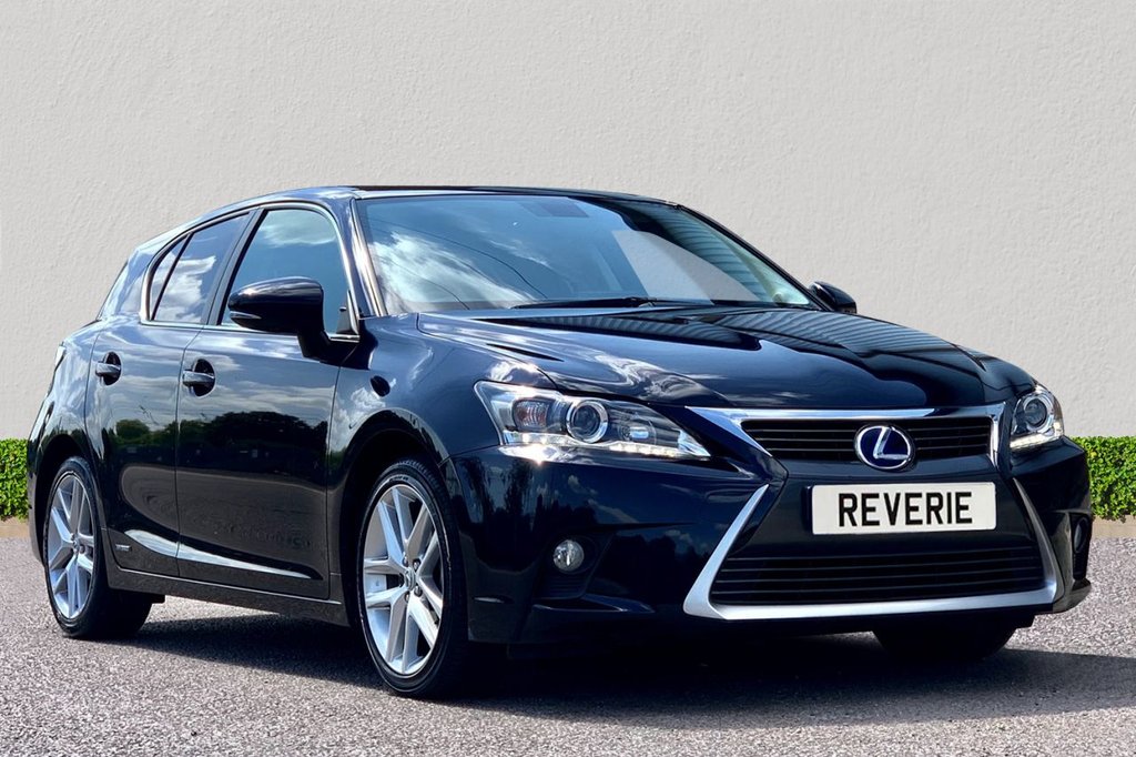 View our LEXUS CT