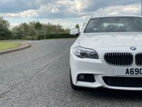 USED 2013 63 BMW 5 SERIES 2.0 520D M SPORT TOURING 5d 181 BHP Black Heated Leather Sat Nav