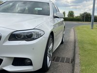 USED 2013 63 BMW 5 SERIES 2.0 520D M SPORT TOURING 5d 181 BHP Black Heated Leather Sat Nav