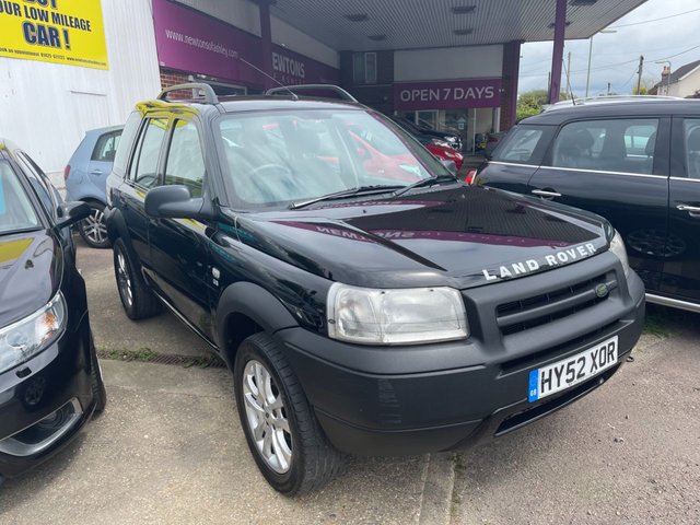 View our LAND ROVER FREELANDER