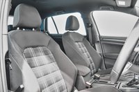 USED 2017 67 VOLKSWAGEN GOLF 2.0 GTD TDI DSG 5d 182 BHP 