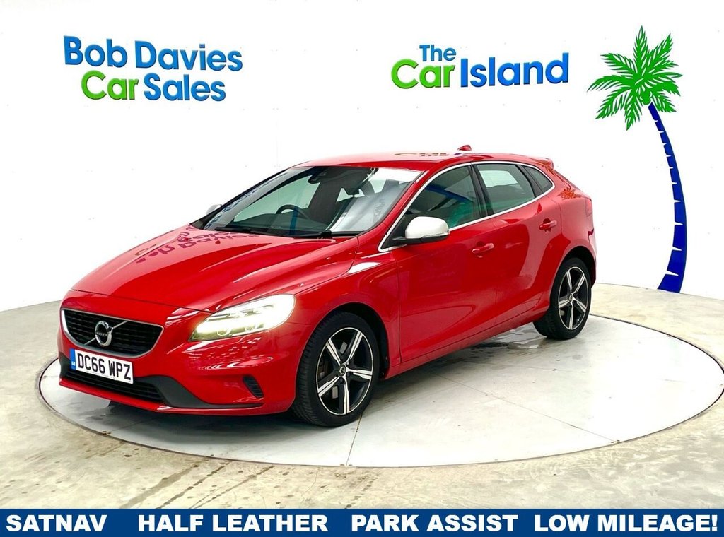 View our VOLVO V40
