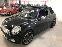 USED 2009 59 MINI CONVERTIBLE 1.6 COOPER 2d 120 BHP * PARKING SENSORS * CLIMATE * BLUETOOTH * 17 INCH ALLOY WHEELS *
