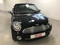 USED 2009 59 MINI CONVERTIBLE 1.6 COOPER 2d 120 BHP * PARKING SENSORS * CLIMATE * BLUETOOTH * 17 INCH ALLOY WHEELS *