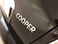 USED 2009 59 MINI CONVERTIBLE 1.6 COOPER 2d 120 BHP * PARKING SENSORS * CLIMATE * BLUETOOTH * 17 INCH ALLOY WHEELS *