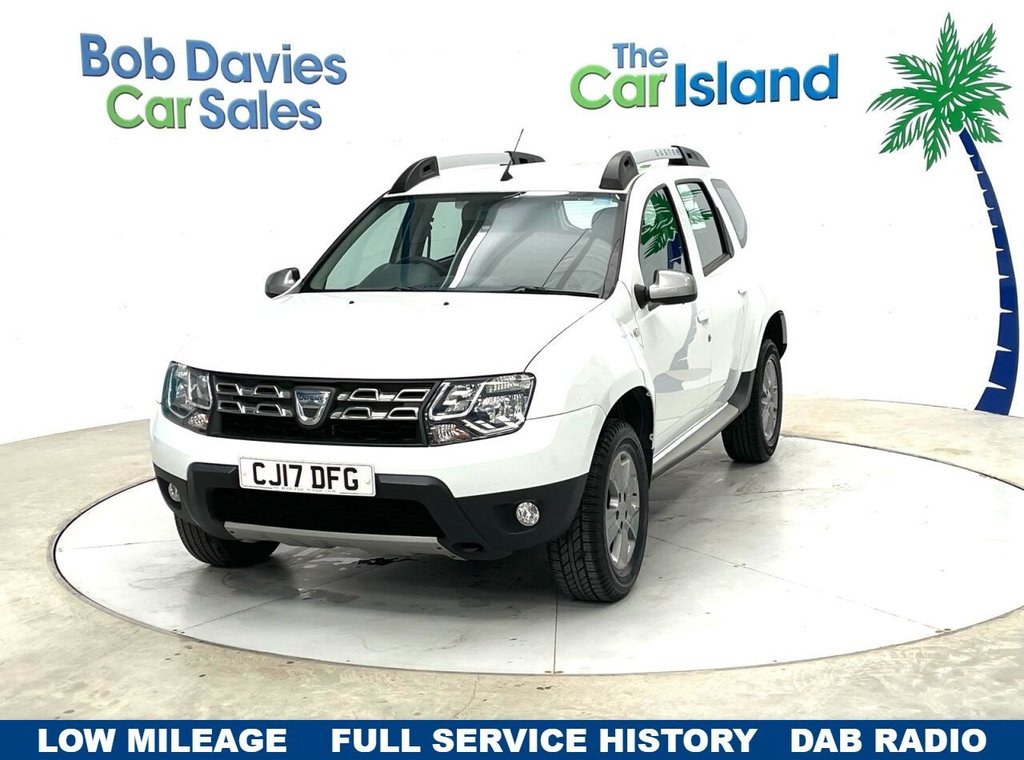 View our DACIA DUSTER