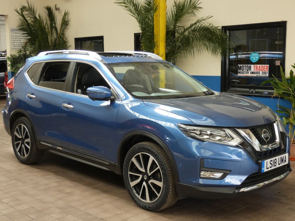 View our NISSAN X-TRAIL