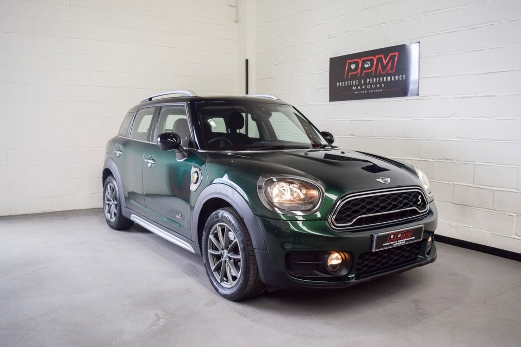 View our MINI COUNTRYMAN