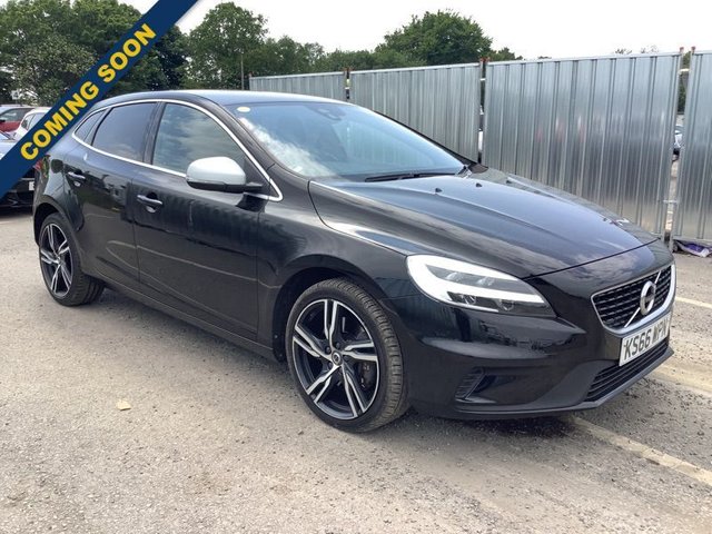View our VOLVO V40