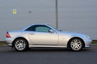 USED 2004 04 MERCEDES-BENZ SLK 2.0 SLK200 Kompressor Special Edition 2dr **NOW SOLD**