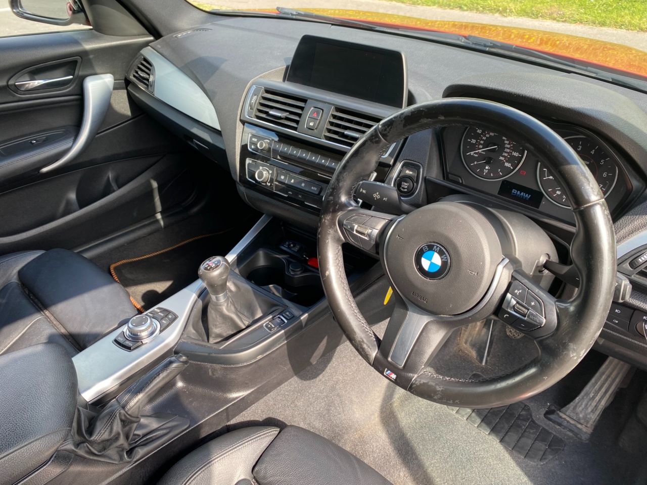 15 Bmw 1 Series 118i M Sport 10 995