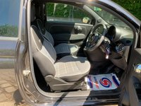 USED 2019 69 FIAT 500 1.2 LOUNGE DUALOGIC 3d 69 BHP FIAT 500 LOUNGE AUTOMATIC - (DUAL LOGIC) - 1 OWNER VEHICLE HAVING COVERED ONLY 5,271 MILES FROM BRAND NEW !!!!
