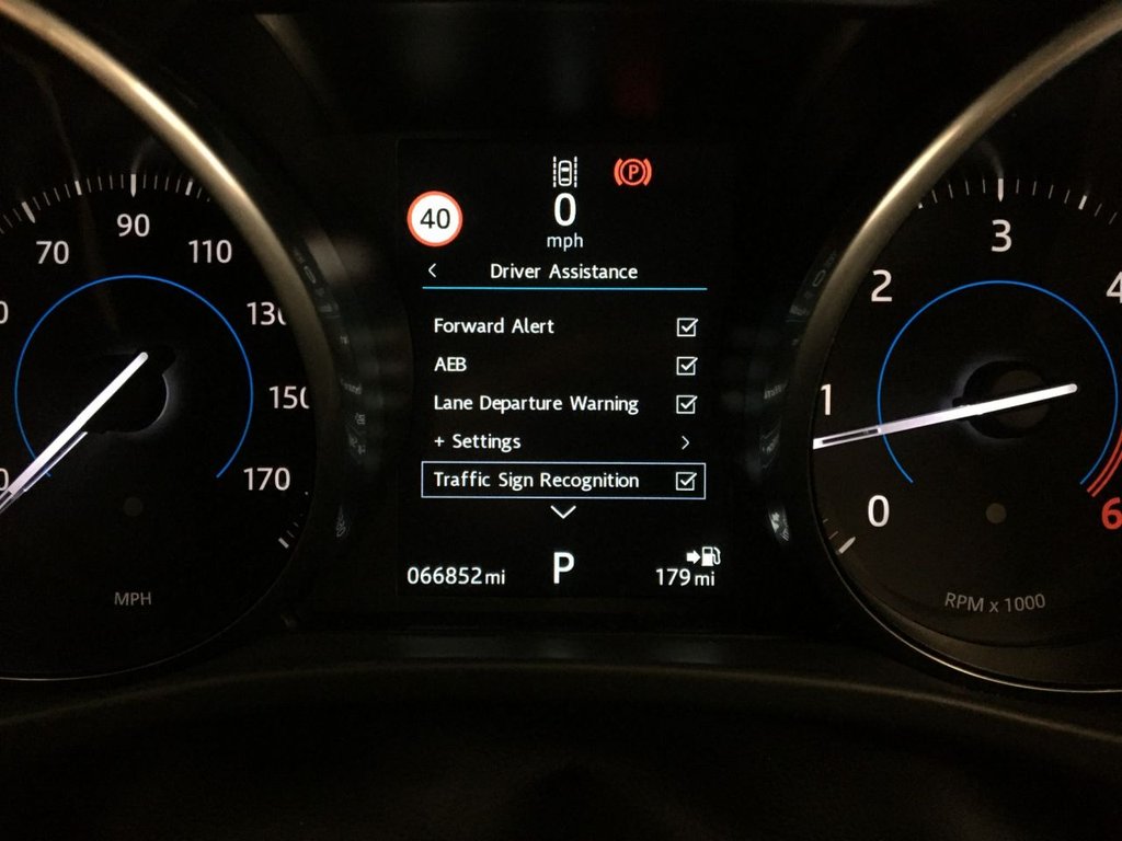 USED 2017 17 JAGUAR XE 2.0 R-SPORT 4d 178 BHP 
