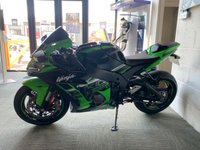 USED 2017 17 KAWASAKI ZX10 R KRT REPLICA  WITH YOSHIMURA RACE EXHAUST