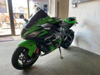 USED 2017 17 KAWASAKI ZX10 R KRT REPLICA  WITH YOSHIMURA RACE EXHAUST