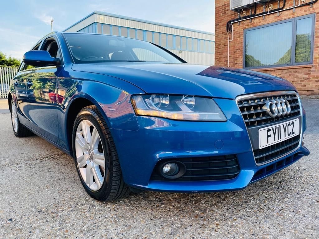View our AUDI A4