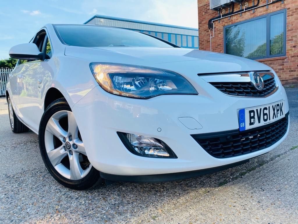 View our VAUXHALL ASTRA