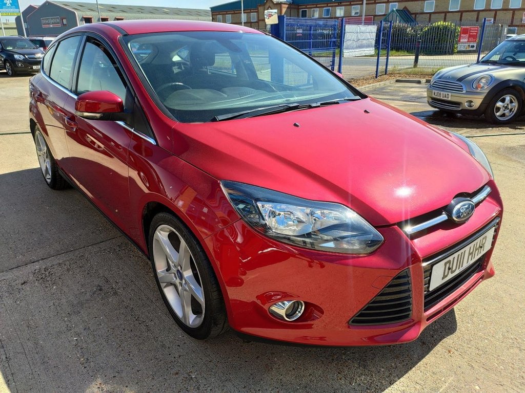 View our FORD FOCUS