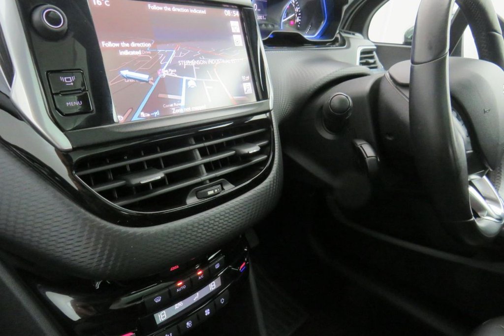 USED 2013 63 PEUGEOT 2008 1.2 ALLURE 5d 82 BHP 