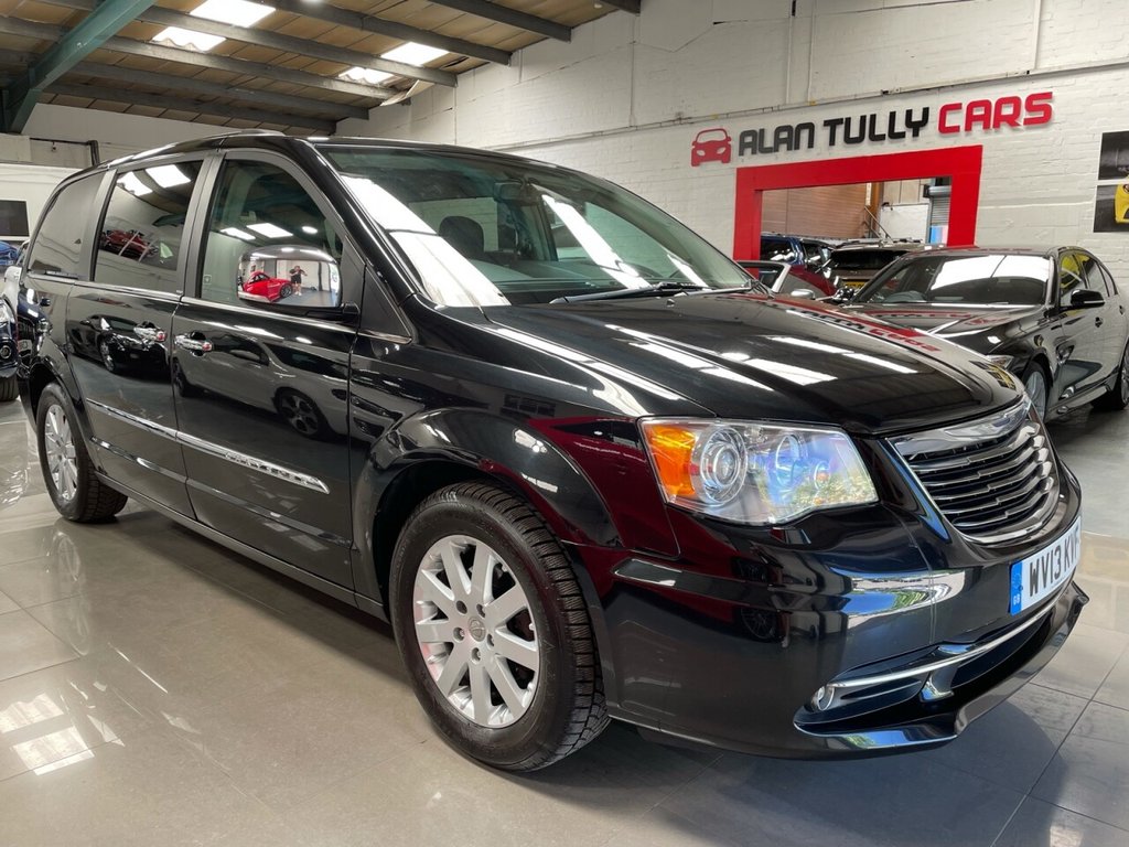 View our CHRYSLER GRAND VOYAGER