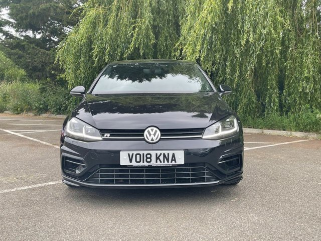 View our VOLKSWAGEN GOLF