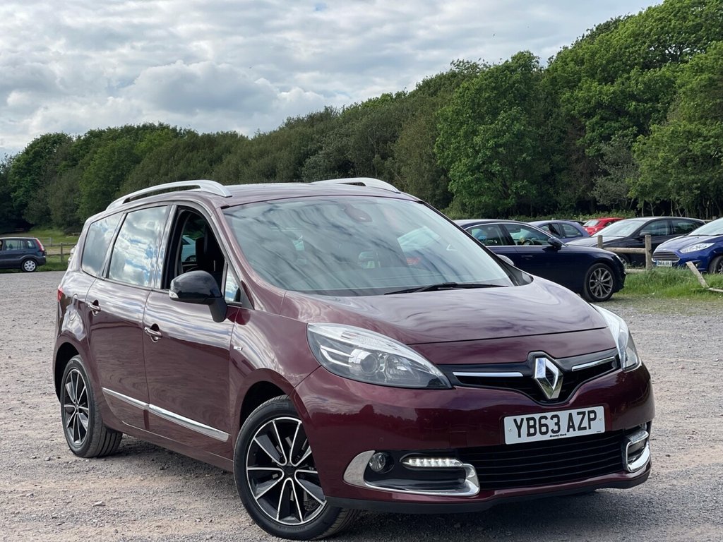 View our RENAULT GRAND SCENIC