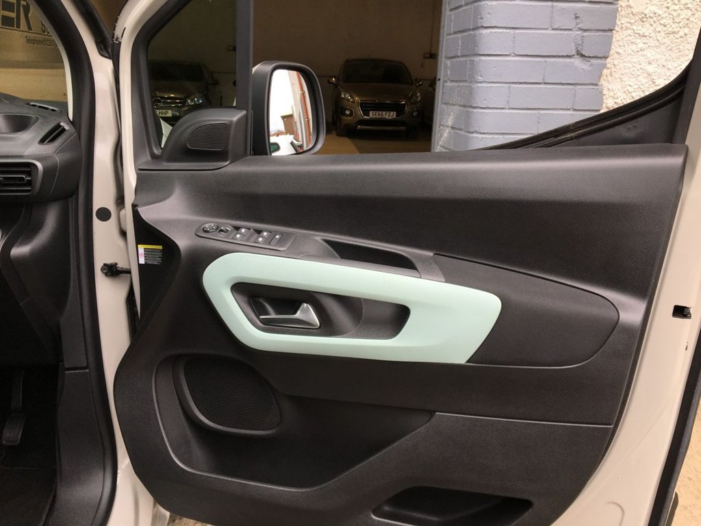 USED 2019 69 CITROEN BERLINGO 1.5 BLUEHDI FLAIR M S/S EAT8 5d 129 BHP 