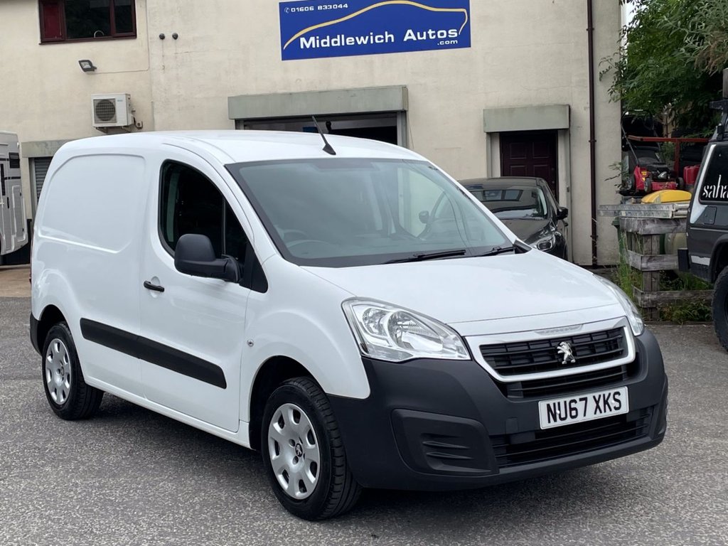 View our PEUGEOT PARTNER