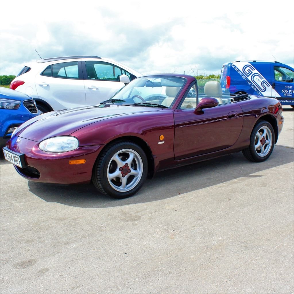 View our MAZDA MX-5