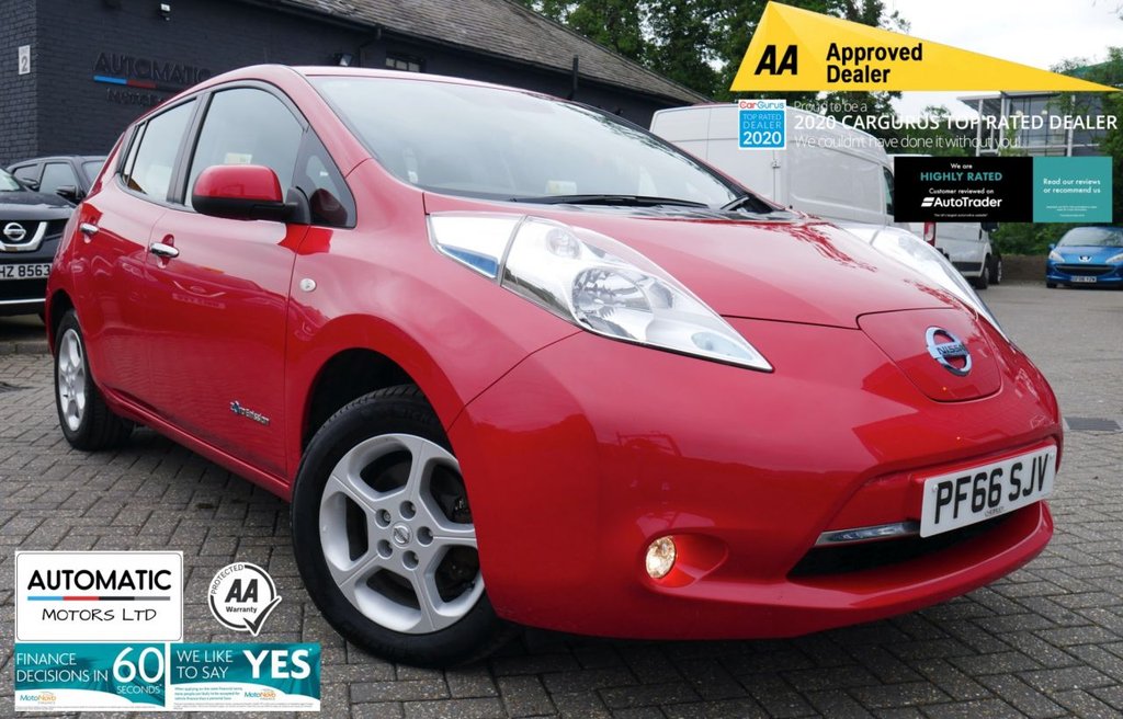 View our NISSAN LEAF