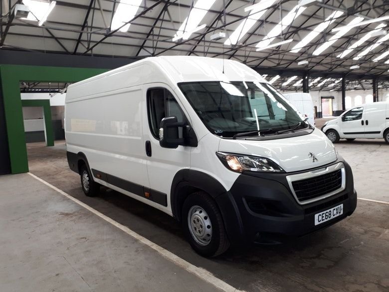 View our PEUGEOT BOXER