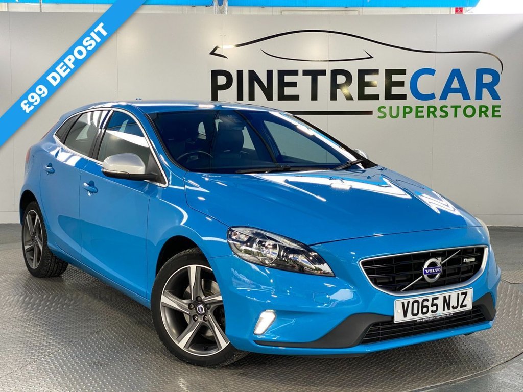 View our VOLVO V40