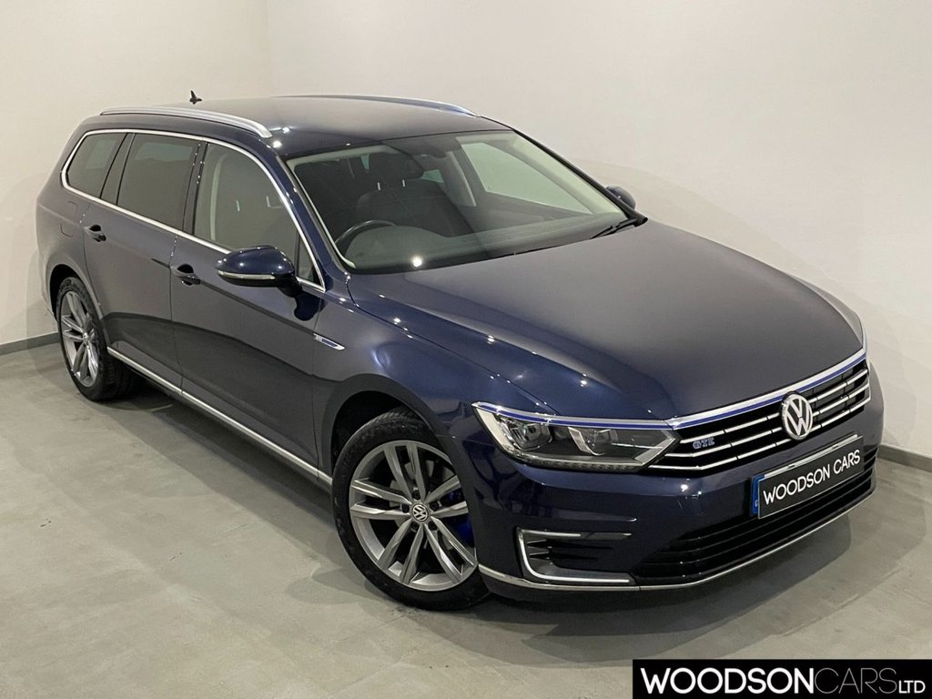 View our VOLKSWAGEN PASSAT