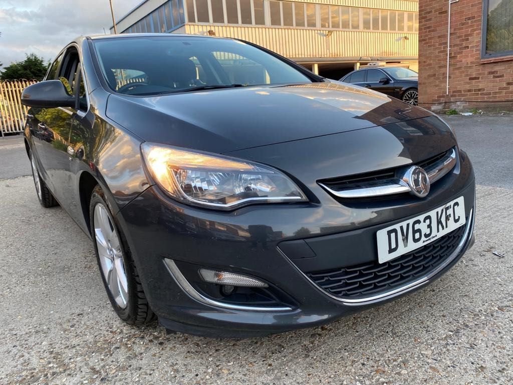 View our VAUXHALL ASTRA