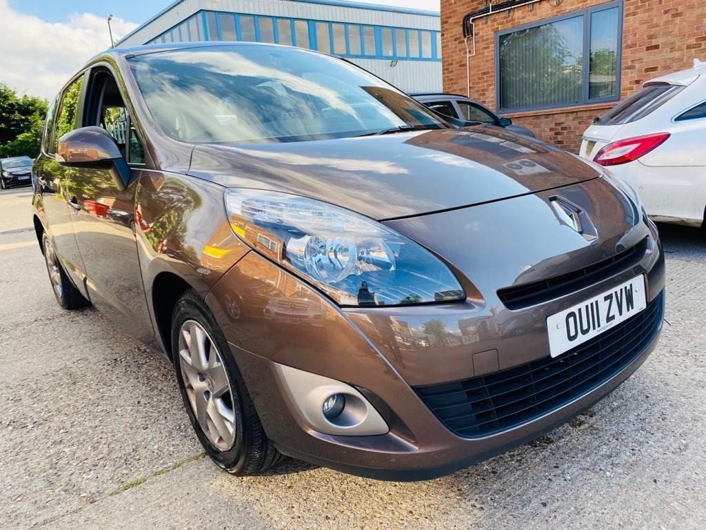 View our RENAULT SCENIC