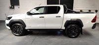 USED 2021 21 TOYOTA HI-LUX 2.8 INVINCIBLE X 4WD D-4D DCB 202 BHP 