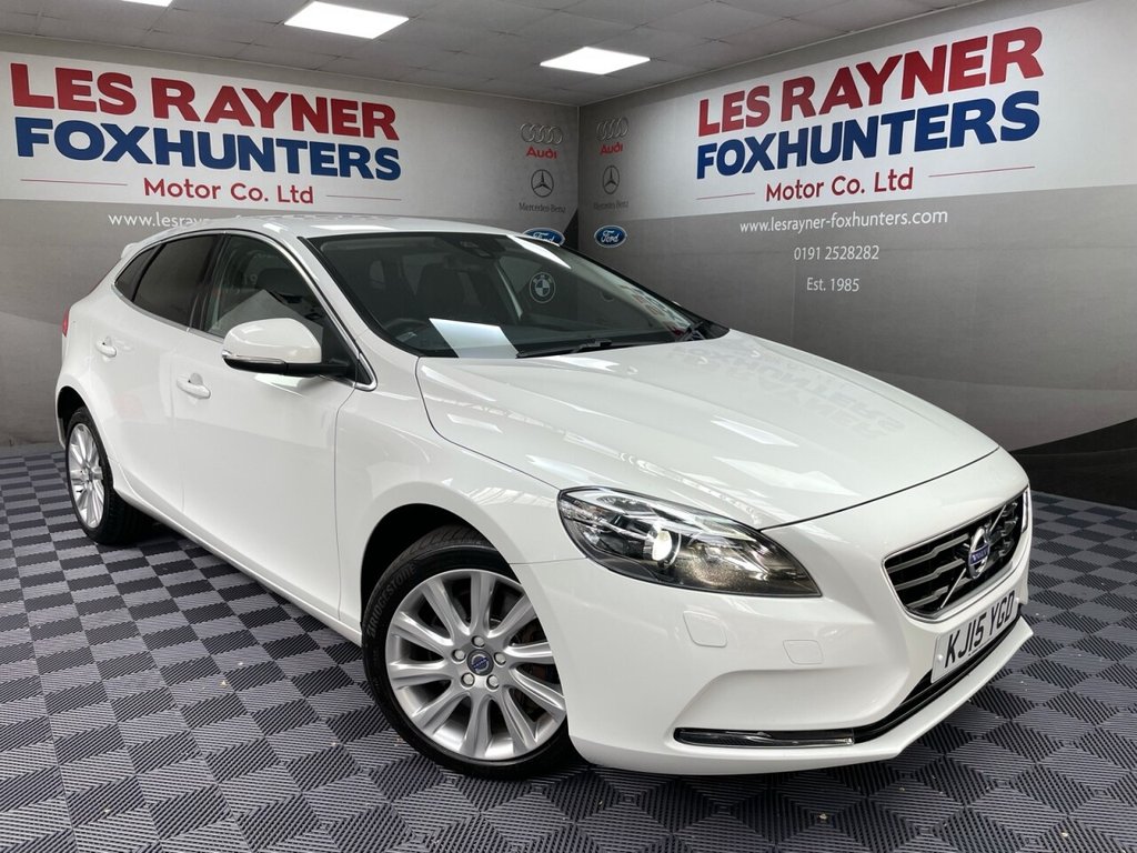 View our VOLVO V40