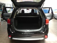 USED 2017 67 MITSUBISHI OUTLANDER 2.0 PHEV JURO 5d 200 BHP SAT NAV PART LEATHER INTERIOR VAT Q