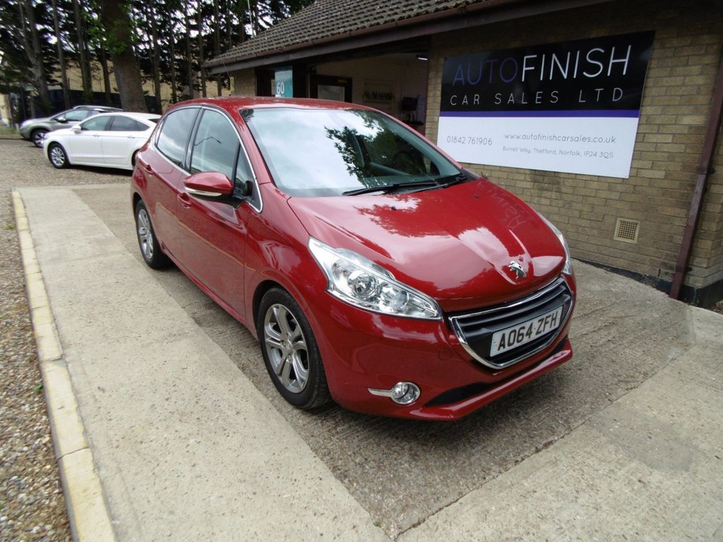 View our PEUGEOT 208