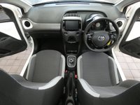 USED 2019 69 TOYOTA AYGO 1.0 VVT-I X-TREND X-SHIFT 5d 69 BHP BLUETOOTH REAR VIEW CAMERA