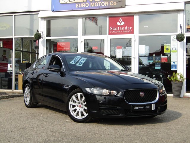 2016 16 Jaguar Xe 2.0 SE 4d 178 BHP