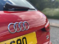 USED 2014 64 AUDI Q3 2.0 TDI QUATTRO S LINE 5d 175 BHP 4WD AUTO Quattro 4WDrive Xenon's DAB
