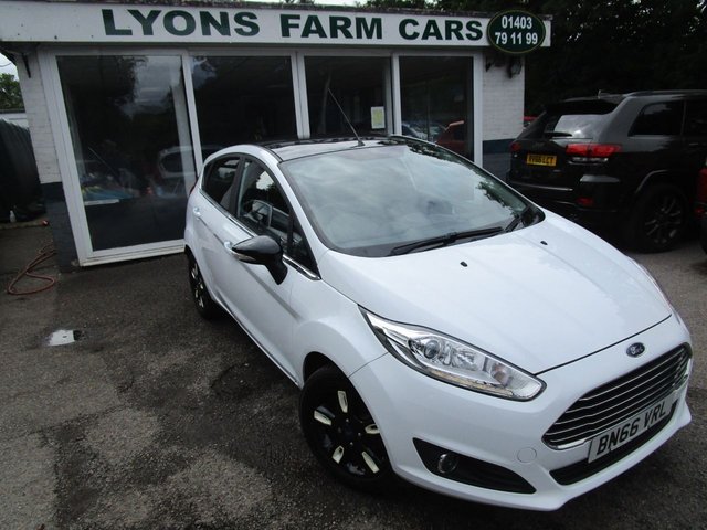 2016 66 Ford Fiesta 1.0 ZETEC WHITE EDITION AUTUMN 5d 99 BHP