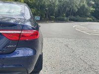 USED 2016 16 JAGUAR XF 2.0 PORTFOLIO 4d 177 BHP Ivory Heated/Memory Leather