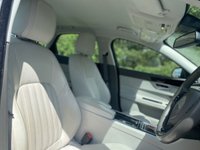 USED 2016 16 JAGUAR XF 2.0 PORTFOLIO 4d 177 BHP Ivory Heated/Memory Leather