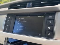 USED 2016 16 JAGUAR XF 2.0 PORTFOLIO 4d 177 BHP Ivory Heated/Memory Leather