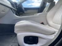 USED 2016 16 JAGUAR XF 2.0 PORTFOLIO 4d 177 BHP Ivory Heated/Memory Leather